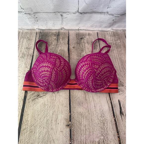 VICTORIA’S SECRET Women’s Very Sexy Push Up Bra / Size: 32C - Picture 1 of 7